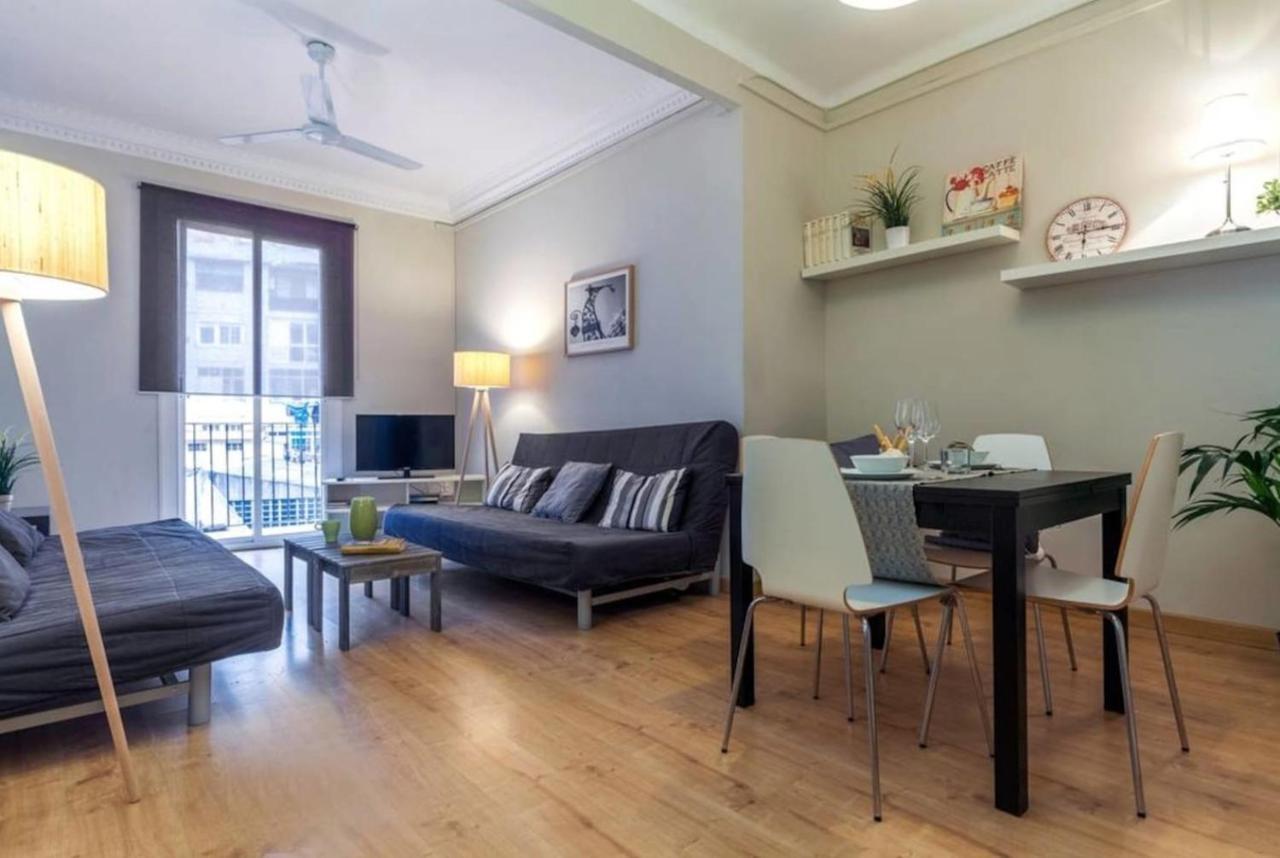 Priority Fira Apartments Barcelona Exterior photo