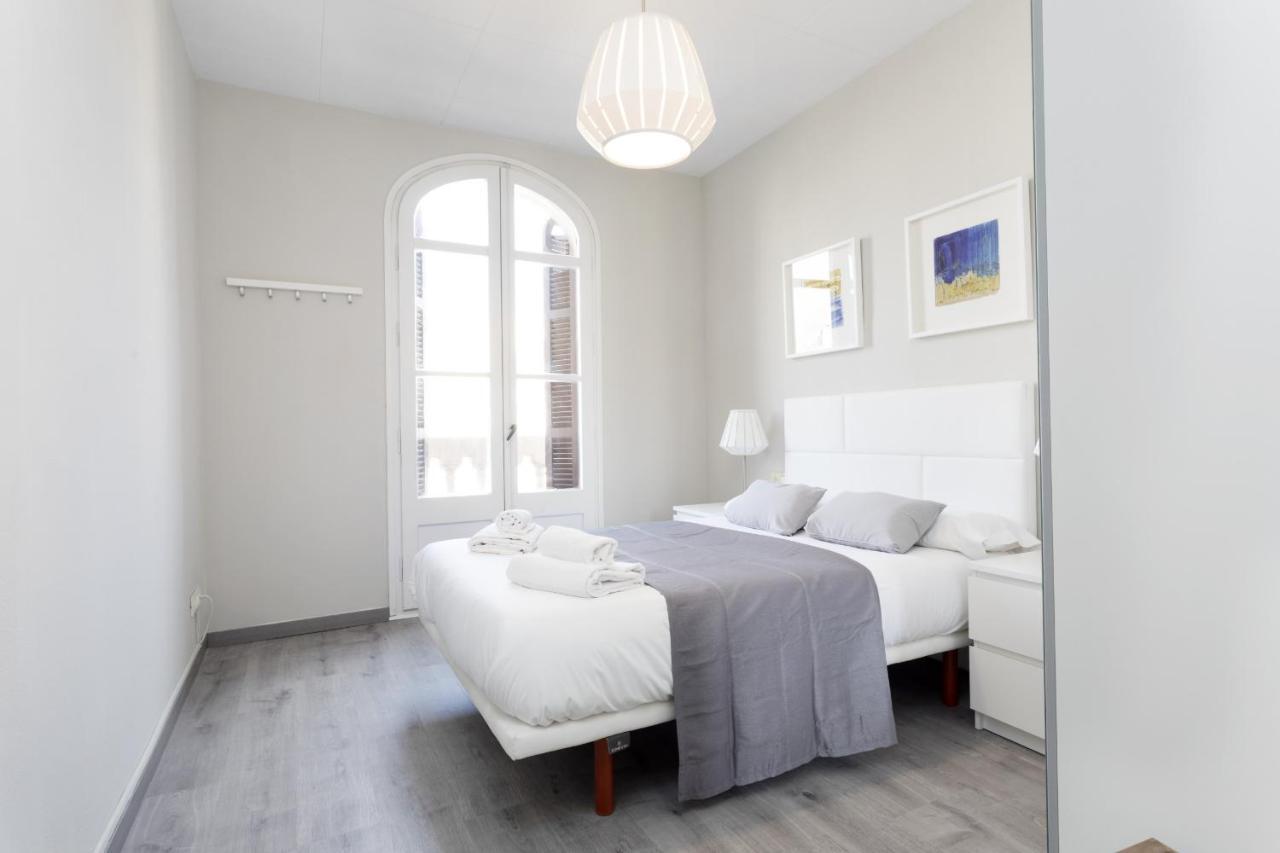 Priority Fira Apartments Barcelona Exterior photo